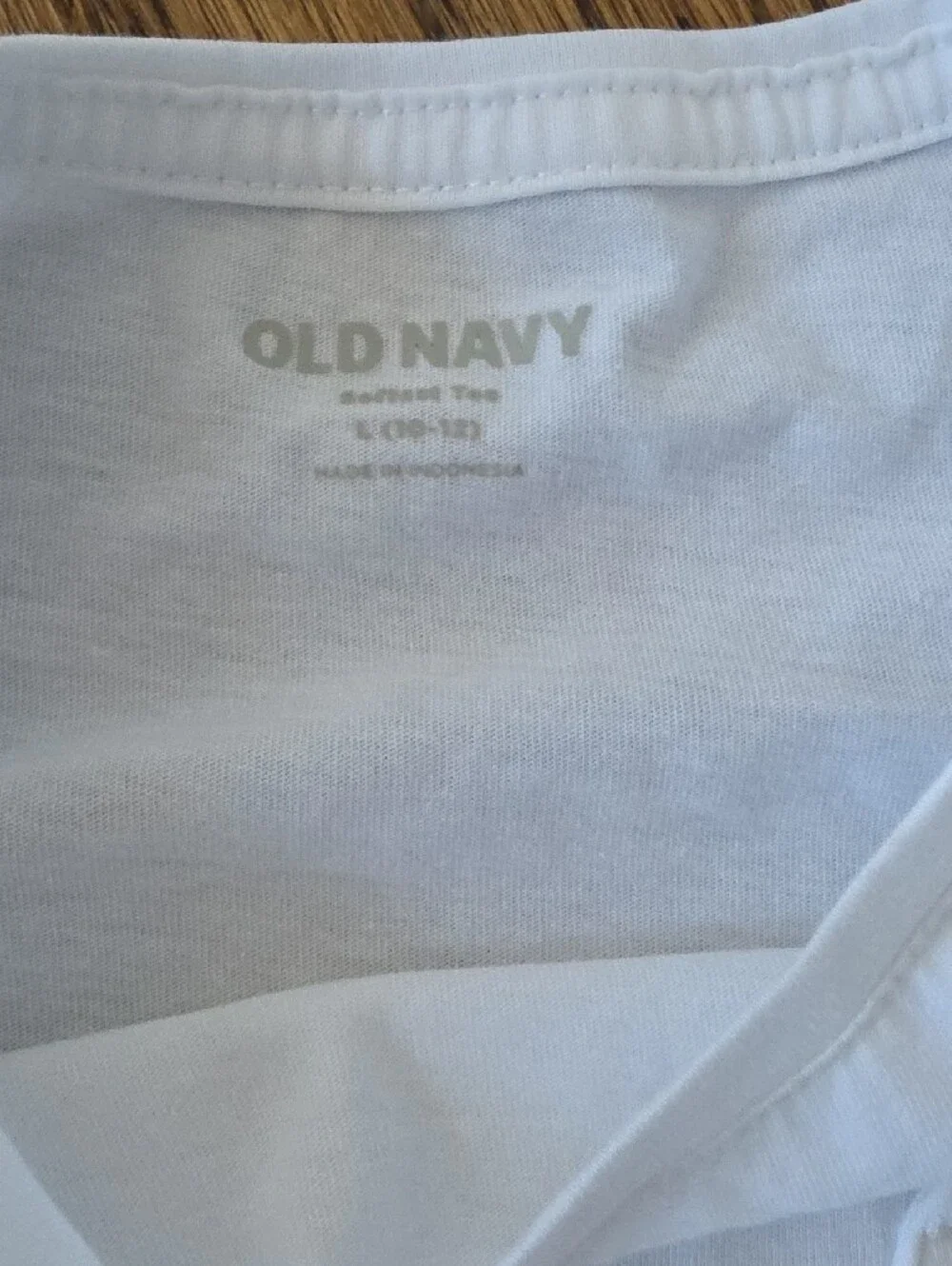 Old Navy simple white